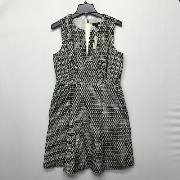 NWT J. Crew Women Contrast Eyelet Sleeveless Mini Dress Size 12 M089 -12 - Picture 1 of 12